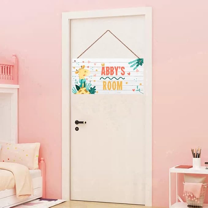 Personalized Giraffe Sign Cute Animal Themed Sign For Kids Room Baby Nursery Door Decor,Custom Name Wall Decor Decorative Plate for Boys Room Girls Bedroom