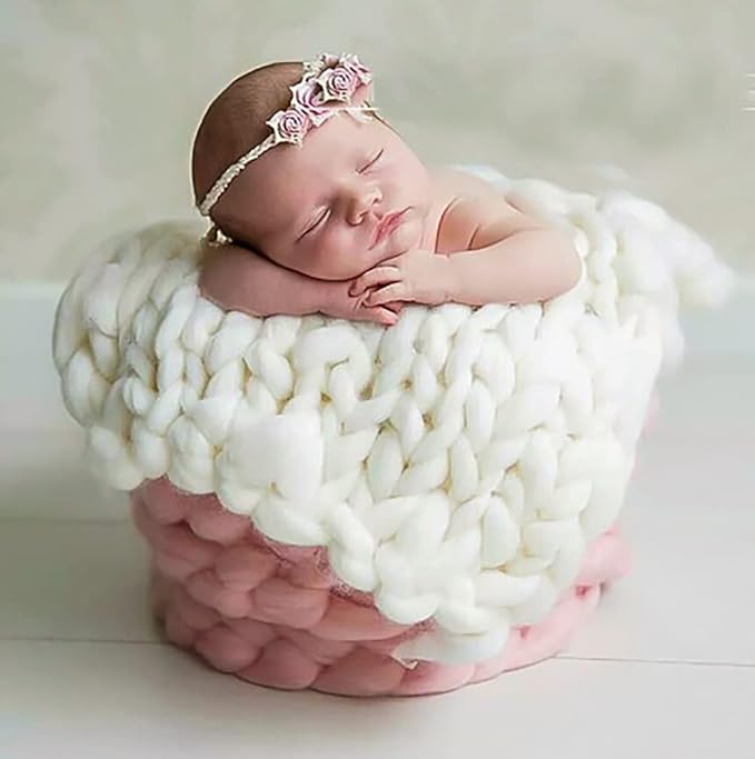Newborn Photography Props Blanket, 50 * 50cm Hand-Knitted Crochet Newborn Photography Props Blanket Basket Filler Newborn Baby Photography Props for Boys Girls