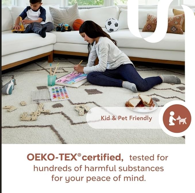 nuLOOM Nia White/Ivory, 5' x 7'6" Oval, Cozy Shag, Fluffy and Soft, High Traffic, Stain Resistant, Easy Clean, Durable Machine Washable Area Rug for Bedroom, Living Room, Dining, Den, Foyer, Entryway