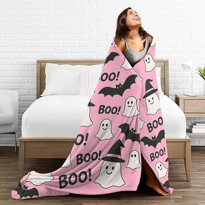 Halloween Pink Throw Blanket Cute Ghost Bat Blanket Soft Cozy Fleece Fuzzy Plush Warm Stuff Bedding Blankets for Women Girls Kids Adult Men 40"x50"