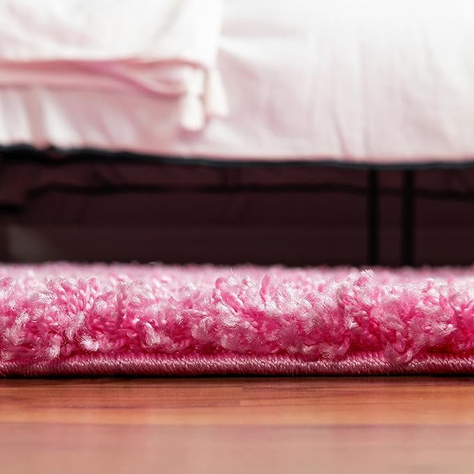 Unique Loom Solid Shag Collection Area Rug (3' 3" Round, Taffy Pink)