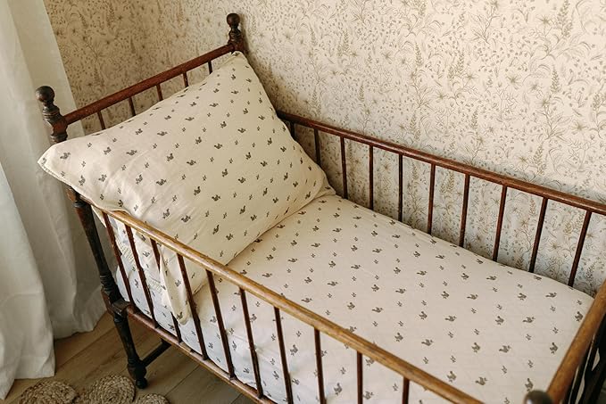 Oilo Crib Sheet, Breathable, Fitted, Organic Cotton Jersey, 300-Thread, Machine Wash, Fits Standard Crib (28" x 52" x 6"), Toddler Bedding, Heirloom Organic Collection, Squirrel
