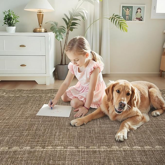 GarveeHome Scalloped Bow Rug for Living Room, Solid Brown Rug for Dorm, Washable Rugs 3x5 Soft Low Pile Non Slip Scalloped Rugs for Nursery College Bedroom Decor Kids Room Playroom