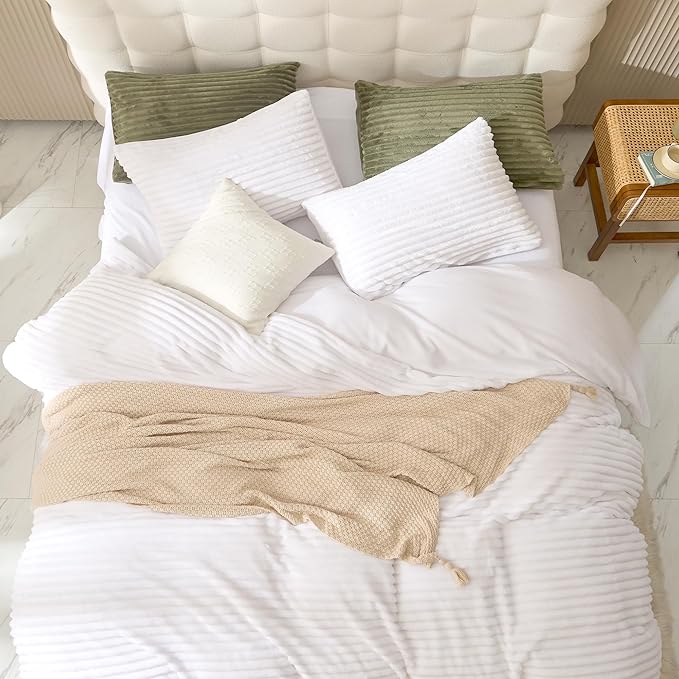 JELLYMONI Plush Duvet Cover Set - Twin Size Beige Striped Fluffy Comforter Cover 2pcs Bedding Set Luxury Ultra Soft Faux Fur Duvet Cover with Zipper and 1 Pillowcase (NO Comforter)