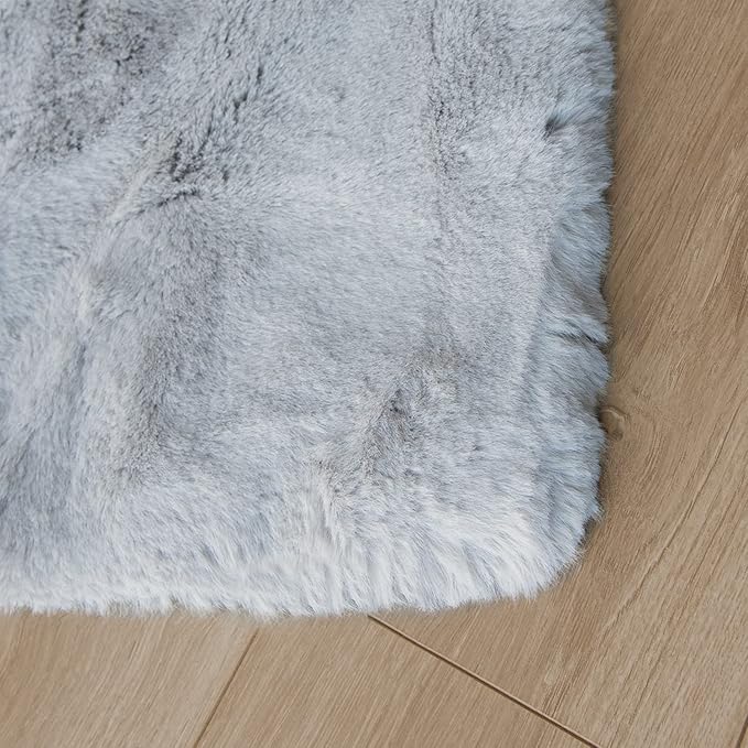Washable Furry 5ft Round Area Rugs for Living Room Bedroom Light Grey Circle Faux Rabbit Shaggy Fur Rug Teen Room Décor