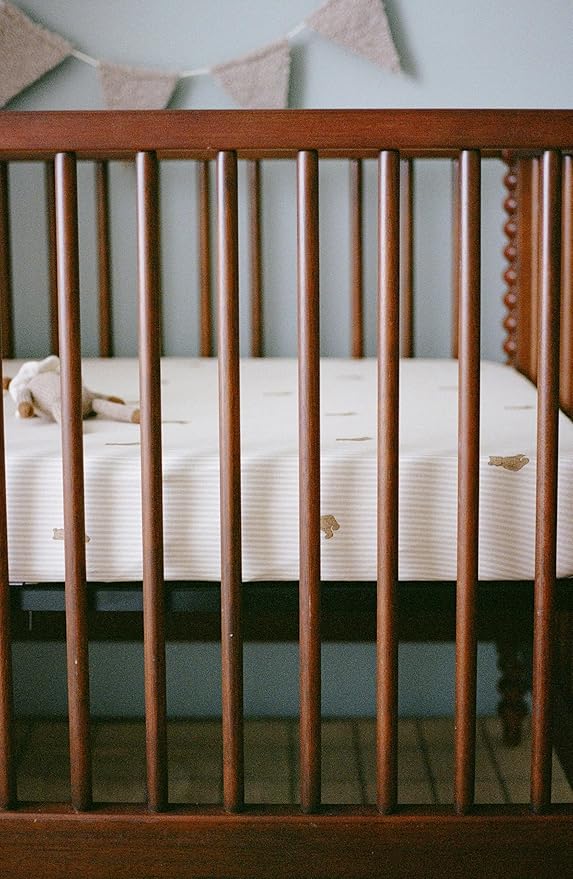 Oilo Crib Sheet, Breathable, Fitted, Organic Cotton Jersey, 300-Thread, Machine Wash, Fits Standard Crib (28" x 52" x 6"), Toddler Bedding, Heirloom Organic Collection, Bear