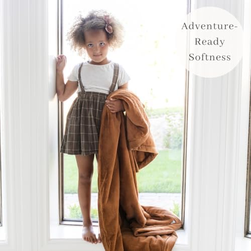 SARANONI Luxury Lush Kids Blanket | Ultra-Soft & Cozy Plush Comfy Blankets for Kids & Teens | Camel - 40” x 60”