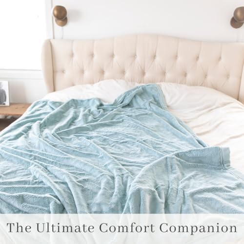 SARANONI Oversized Luxury Blanket | Breathable Super Soft, Lush, Plush Comfy Blankets for Adults | Dew - X-Large 60” x 80”