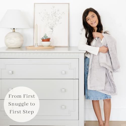 SARANONI Luxury Receiving Blankets for Babies | Ultra-Soft Lush and Boutique Quality Baby Blanket | Feather - 40” x 30”