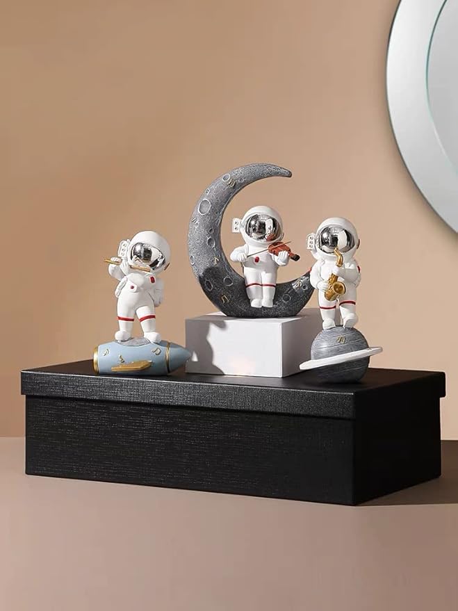 Paimuni Figurine Home Decor Resin Astronaut Statue Collectible Spaceman Sculpture Decorative Music Ornament for Desktop Bookshelf Office Living Room