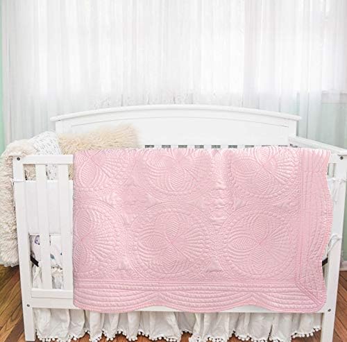 MONOBLANKS Baby Quilt Personlized Monogram Lightweight Embossed Scalloped Throw Blanket Four Seasons (Pink)