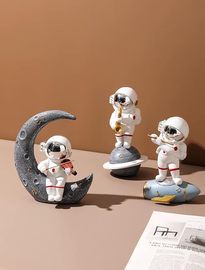 Paimuni Figurine Home Decor Resin Astronaut Statue Collectible Spaceman Sculpture Decorative Music Ornament for Desktop Bookshelf Office Living Room
