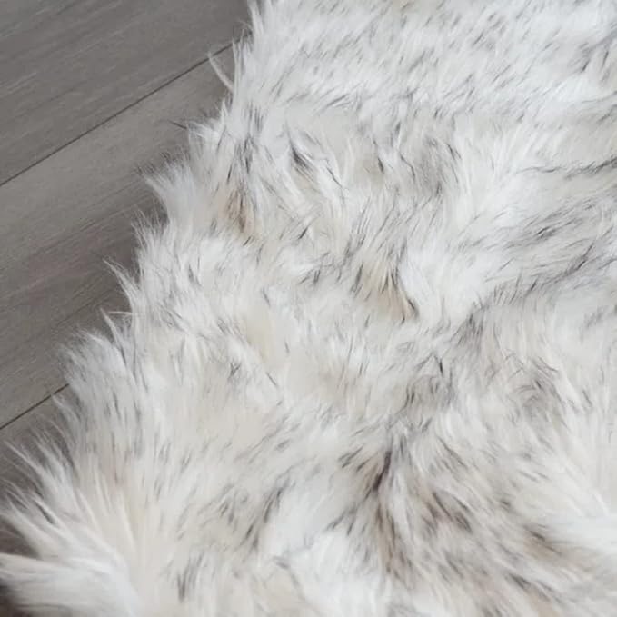 White and Grey Faux Fuzzy Fur Sheepskin Washable Area Rugs for Living Room 2x3 Boho Shag Nursery Rug Cute Home Décor