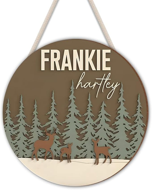 Woodland Animal Room Decor – Custom Wooden Name Plaque with Forest Background – Baby Nursery Sign, Door Decor, Bedroom Wall Hanging for Boys or Girls