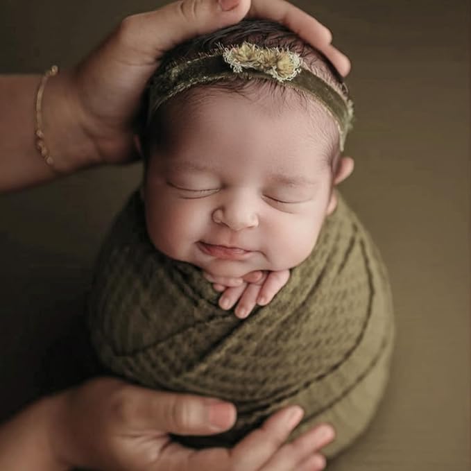 Newborn Photography Props for Baby Boys and Girls Newborn Wraps for Infant Baby Photoshoot Waffle Texture Knit Blanket