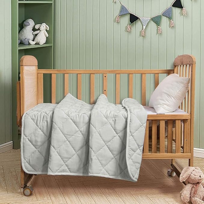 FLXXIE Machine Washable Microfiber Down Alternative Toddler Comforter, Super Soft and Lightweight Kids Crib Quilted Blanket for Stroller, Travel, 39x47 Inches, Light Grey