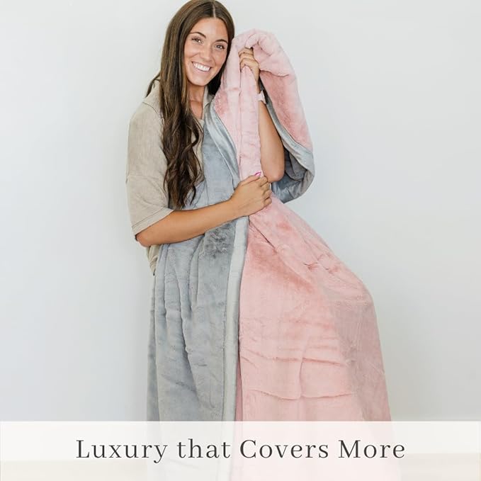 SARANONI Oversized Luxury Blanket | Breathable Super Soft, Lush, Plush Comfy Blankets for Adults | Light Pink/Gray - X-Large 60” x 80”