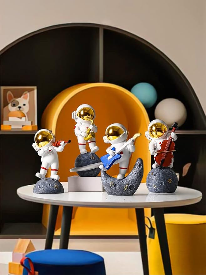 Paimuni Astronaut Figurine Home Decor Resin Spaceman Statue White Gold Gray Sculpture for Desktop Bookshelf Office Living Room