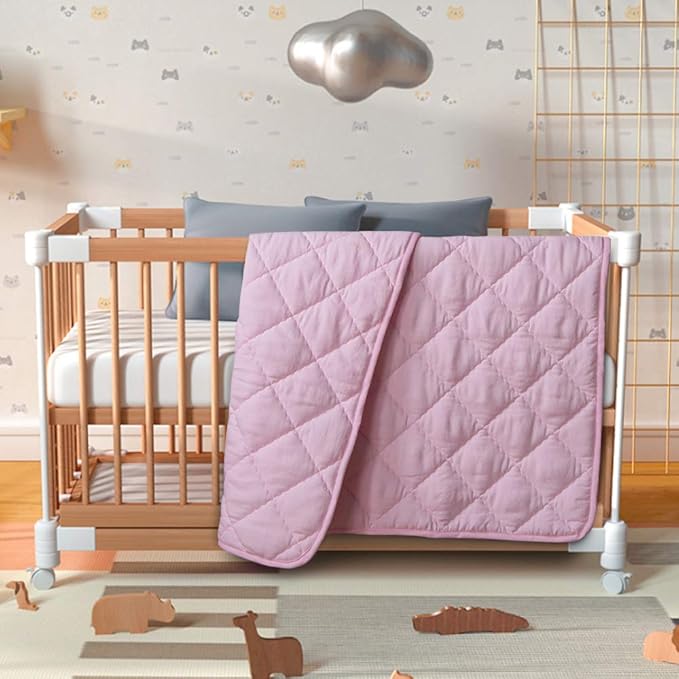 BEDSUM 100% Brushed Microfiber Down Alternative Toddler Comforter, Ultra Soft Lightweight and Warm Breathable Crib Quilted Blanket for Nursery Stroller Bed, 43x60 Inches, Pink