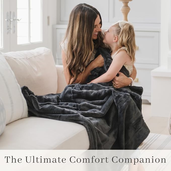 SARANONI Oversized Luxury Blanket | Breathable Super Soft, Lush, Plush Comfy Blankets for Adults | Charcoal - X-Large 60” x 80”