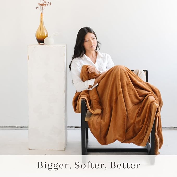 SARANONI Oversized Luxury Blanket | Breathable Super Soft, Lush, Plush Comfy Blankets for Adults | Camel - X-Large 60” x 80”