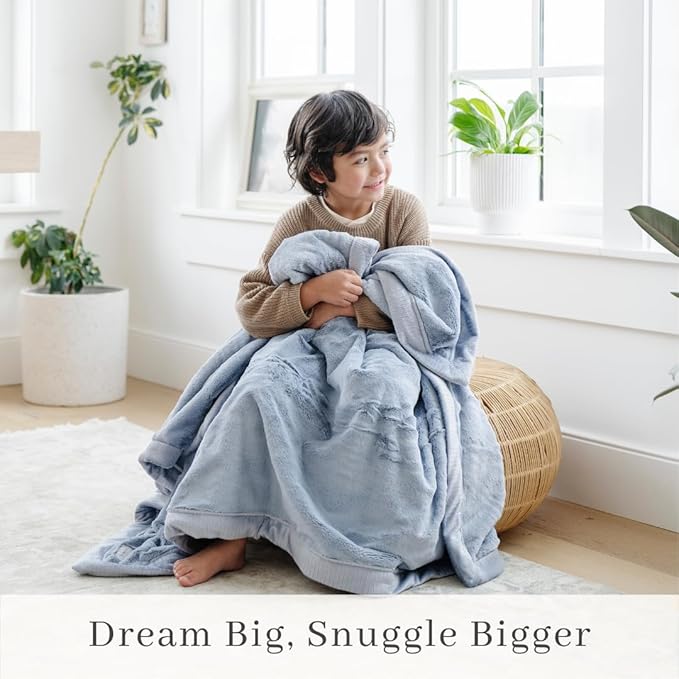 SARANONI Luxury Lush Kids Blanket | Ultra-Soft & Cozy Plush Comfy Blankets for Kids & Teens | Storm Cloud - 40” x 60”