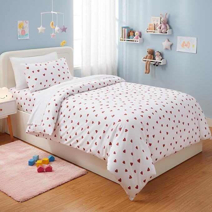 Nayoroom Heart Comforter Set Twin Size Kawaii Red Heart Pattern Comforter Kids Girls Cute Heart-Shaped 2Pcs Soft Lightweight Bedding Set for All Seasons (1 Comforter, 1 Pillowcase)