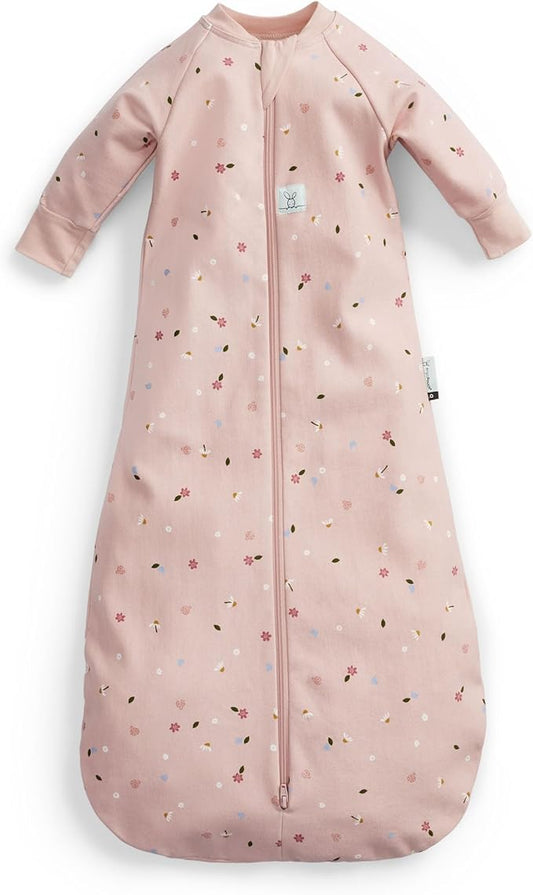 ergoPouch Jersey Sleeping Bag 1.0 TOG – Arms-Out Baby Sleep Sack, Ideal Transition from Swaddling, Slim Fit Keeps Baby Secure & Comfortable, Soft Breathable Fabric (3–12 Months, Daisies)