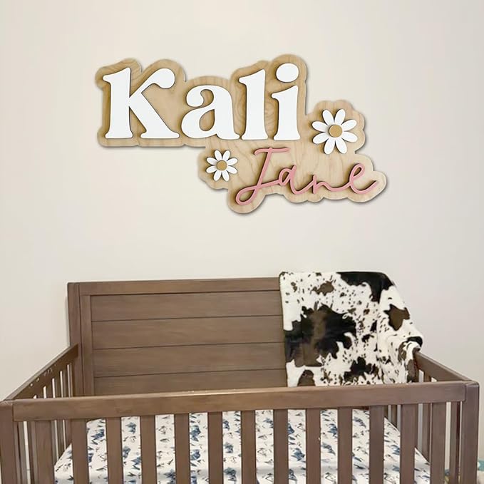 Personalized Wooden Nursery Name Sign, Custom Baby Room Wall Decor with Daisy Flowers, Kids Bedroom Name Plaque, Playroom or Newborn Gift, Keepsake Gift Sign for Boys & Girls