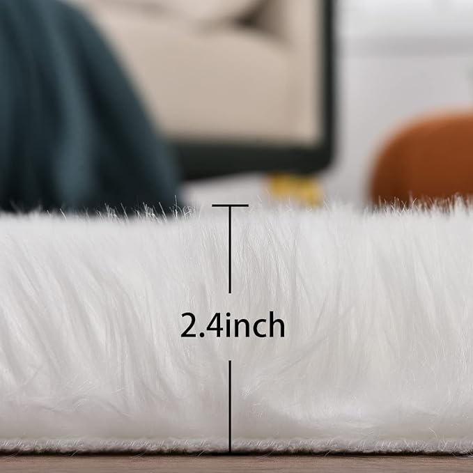 White Fluffy Washable Shag Area Rugs for Bedroom Faux Sheepskin Fur Rug 4x6 Furry Nursery Rug Teen Room Home Décor