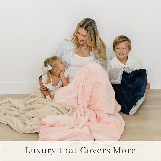 SARANONI Oversized Luxury Blanket | Breathable Super Soft, Lush, Plush Comfy Blankets for Adults | Peach Blush - X-Large 60” x 80”