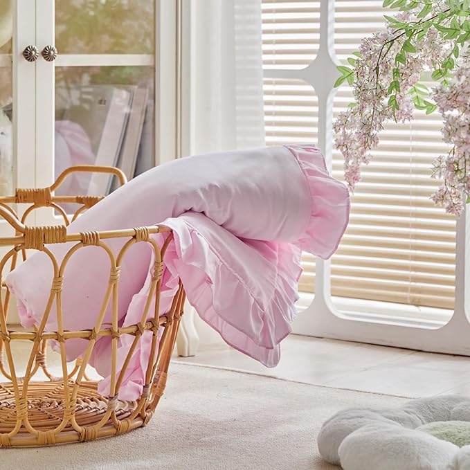 Ruffled Toddler Blanket Ruffle Comforter for Baby Toddler Girls, Soft Cozy Cute Quilted Blanket Breathable Microfiber Comfortable Down Alternative Small Size Quilt with Ruffle - 43"x 60" Pink