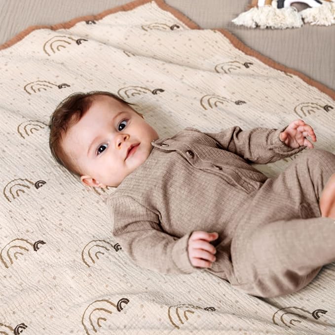 lulumoon Muslin Baby Blanket - Cotton Quilt Blankets for Toddlers - Reversible Nursery Crib Blanket for Baby Boys and Girls 47"x47"(Pink Star)