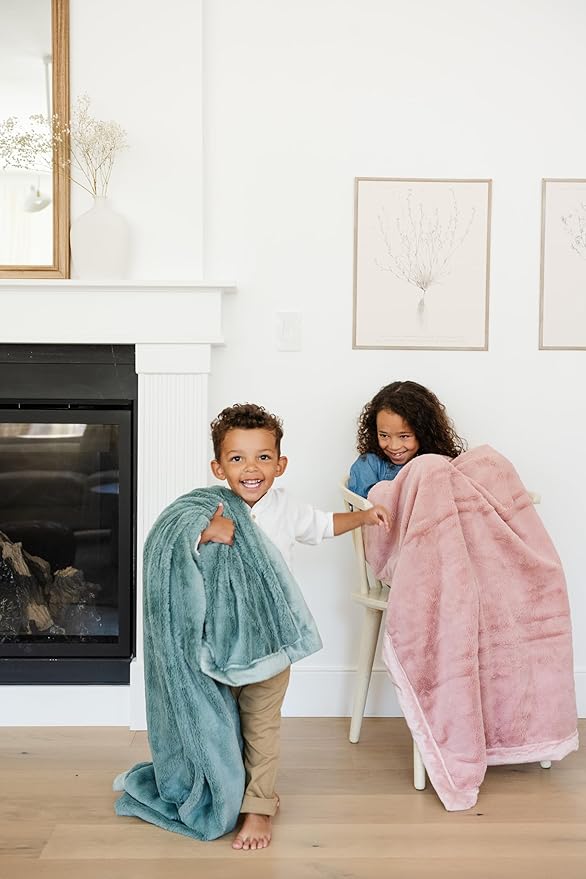 SARANONI Luxury Lush Kids Blanket | Ultra-Soft & Cozy Plush Comfy Blankets for Kids & Teens | Eucalyptus - 40” x 60”