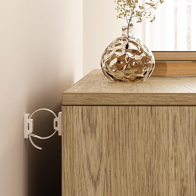 Evermagin 55" Wide Fluted 6 Drawer Dresser, Mid Century Modern Curved Dresser, Light Wood Chest of Drawers for Bedroom, Living Room and Entryway, Natural Oak