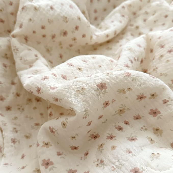 BuLuTu Pink Flower Print Toddler Quilted Blanket Chic Shabby Floral Kids Quilts with Lace Edges, Lightweight Thin Quilt Kids Comforter 100% Gauze Cotton, 60x78 Inches