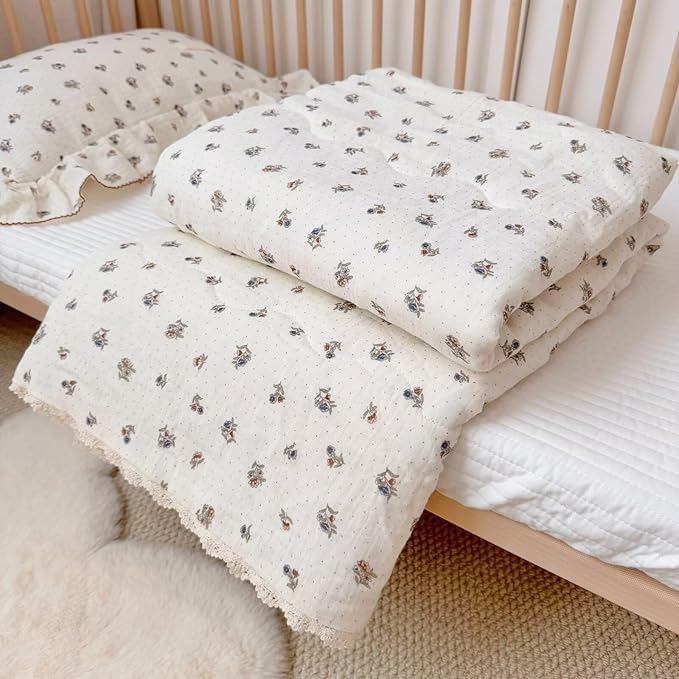 BuLuTu Pansy Flower Pattern Toddler Quilt Crib Size, Muslin Cotton Kids Comforter with Lace Edges, Chic Shabby Floral Print Toddler Bed Blanket, Nursery Decor, 47x59 Inches