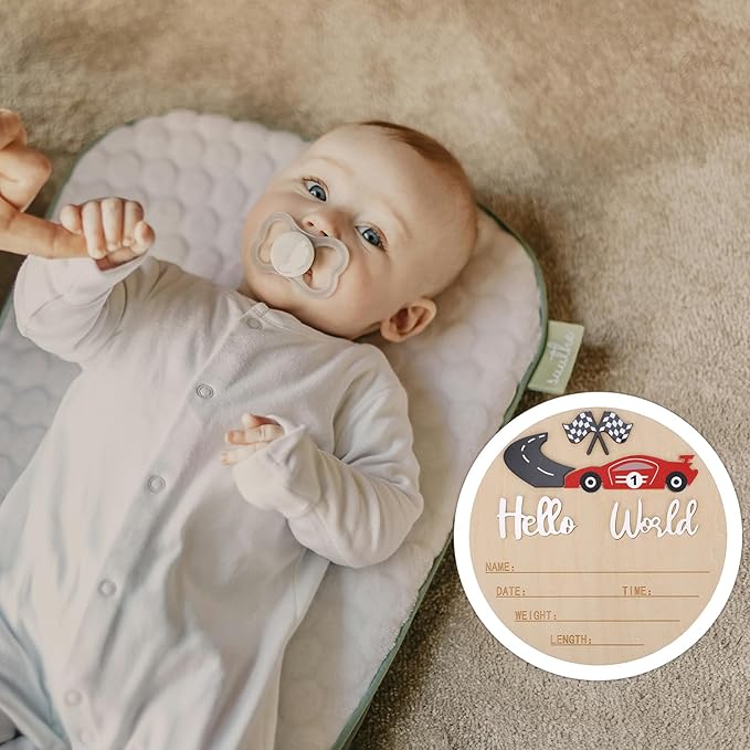 Baby Announcement Sign, 15cm/5.91in Wooden Hello World Newborn Bulletin Board with Pen Race Car & Checkered Flag Decor Welcome Birth Name Plaque for Home Hospital Nursery
