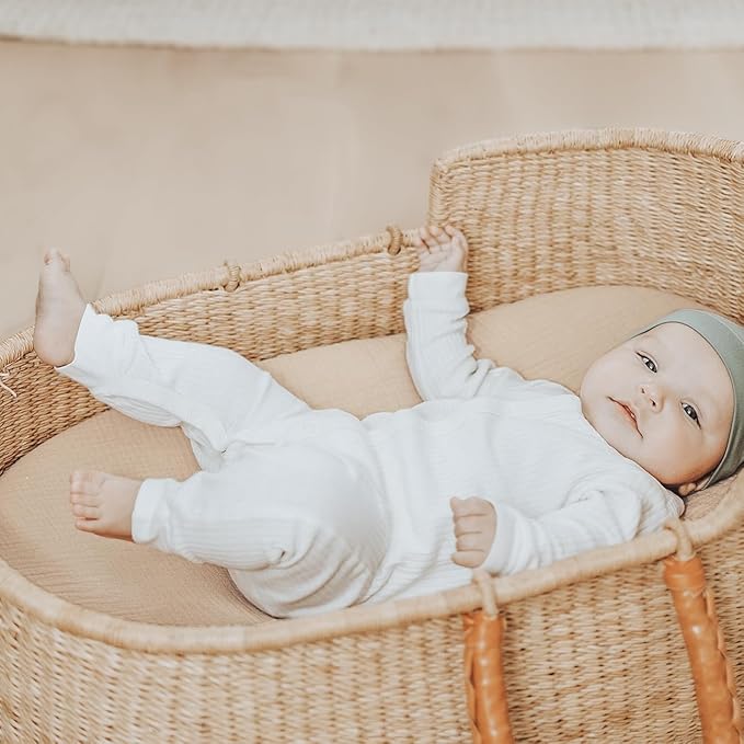 Konssy Muslin Bassinet Sheets for Baby Girl Boy, 2 Pack Soft Breathable Baby Bassinet Mattress Sheets Fit for Hourglass Oval Cradle, Moses Basket Rectangle Mattress (Blossom,Cream)