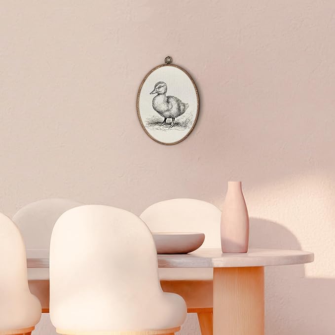Vintage Duck Oval Wall Art Framed, Cottagecore Duck Oval Wall Decor, Retro Animal Farmhouse Hanging Canvas Prints Wall Sculptures for Home Living Room Nursery Decor, 8.5x11.5 Inch