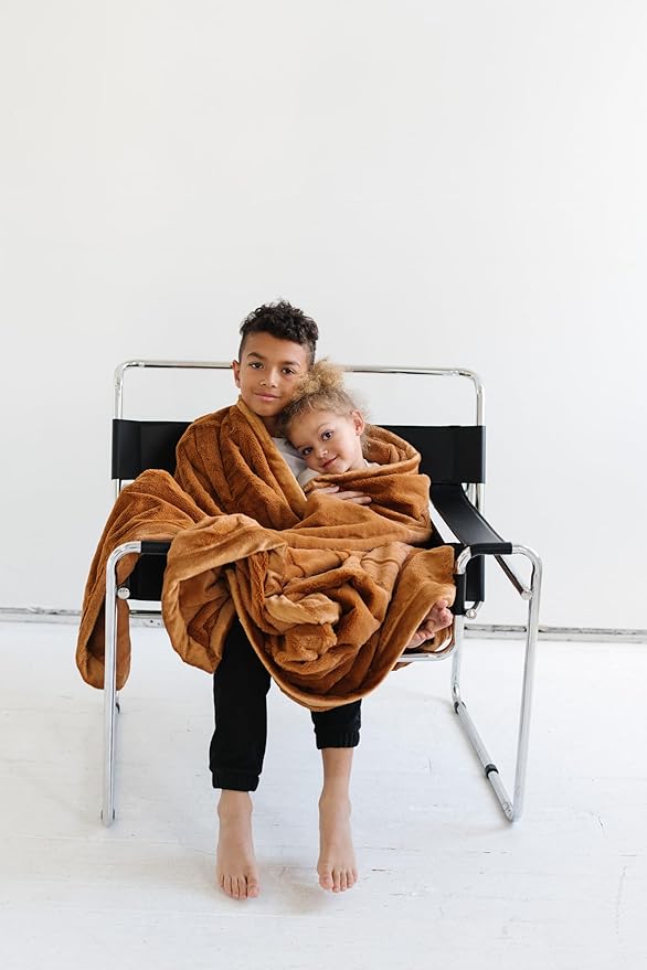 SARANONI Luxury Lush Kids Blanket | Ultra-Soft & Cozy Plush Comfy Blankets for Kids & Teens | Camel - 40” x 60”