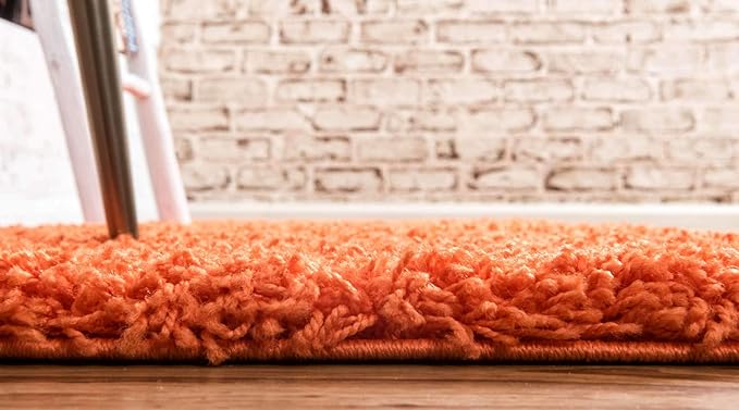 Unique Loom Solid Shag Collection Area Rug (2' 6" x 16' 5" Runner, Tiger Orange)