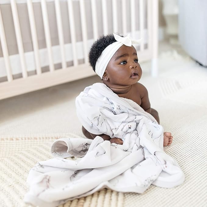 Oilo Baby Blanket, Luxury Soft Plush Chenille Backing & Turkish Cotton Jersey Print, Double Layered, 30" x 40", Rolled Jersey Edge Trim, Machine Washable, Perfect for Infant or Toddlers, Llama