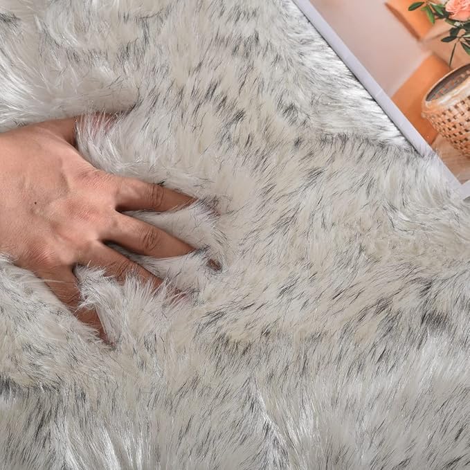 Grey and White Washable Shaggy Round Rug 5ft Circle Faux Sheepskin Furry Fur Rugs for Bedroom Nursery Rug