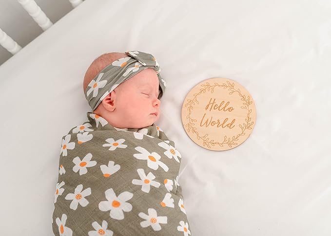 Miaoberry Daisy Garden Spring Floral Muslin Swaddle Set for Baby Girl|100% Organic Cotton Blanket with Matching Bow|Boho Indie Vintage Sage Green|Hospital Receiving Blanket
