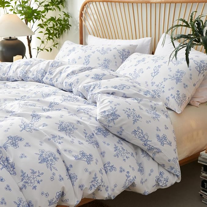 Blue Floral Duvet Cover Queen Cornflower Blue Botanical Flower Bedding Set Reversible Garden Coquette Bedding Girls Soft Microfiber 3Pcs Zipper Closure（No Comforter）