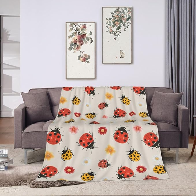 Ladybug Blanket Ladybug Throw Blanket Flannel Stuff Merch Cozy Christ Decor Fleece Plush Fuzzy Warm Soft Lightweight Bedding Gifts for Insect Lover Women Men Boy Girls Couch 50"X40"