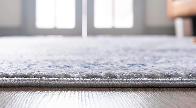 Rugs.com Charleston Collection Rug – 5 Ft Round Gray Low-Pile Rug Perfect for Kitchens, Dining Rooms