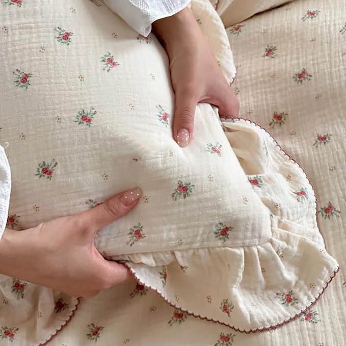 AOJIM Muslin Cotton Kids Adults Duvet Cover 1 Piece with Pink Berry Pattern Super Soft Comforter Cover 79X90'', Comfy Ruffled Edge Bedding Duvet Cover 2-Layer Gauze for Room Decor, Machine Washable