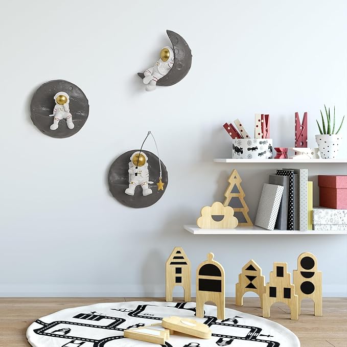 XGZY Astronaut Wall Sculptures - Bedroom decor for boys - 3PCS Set